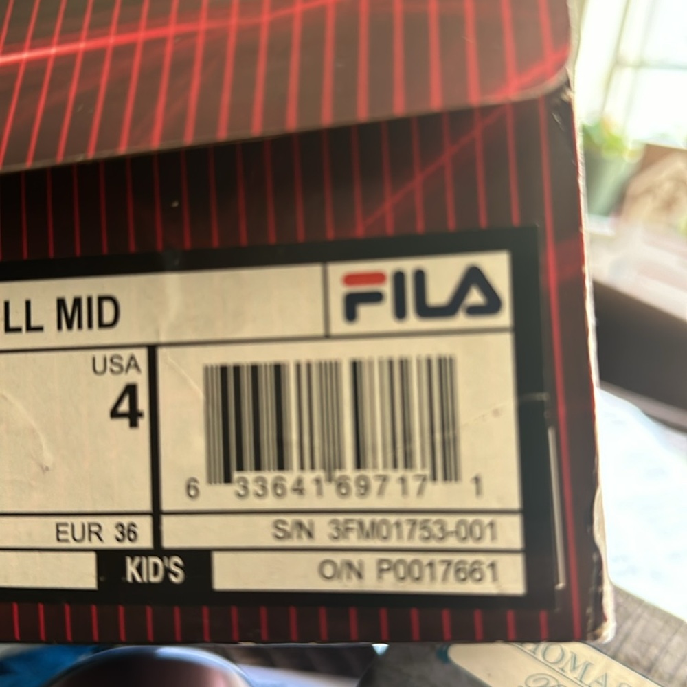 FILA Black BOYS' IMPRESS SNEAKERS size 4 - Picture 7 of 7